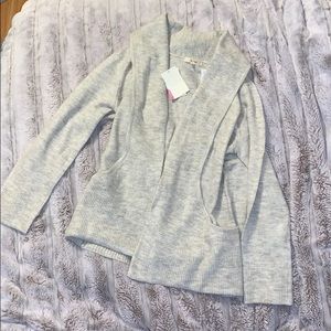 Unworn cardigan with pockets!